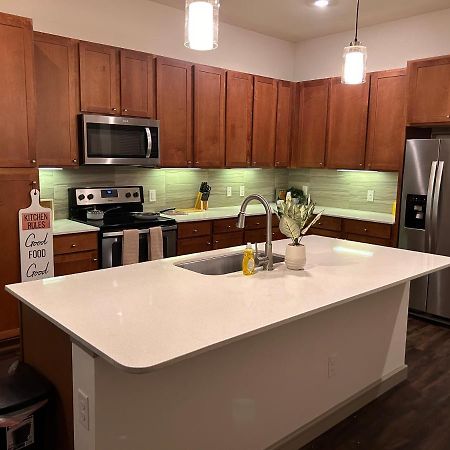 Downtown Houston Apartment Экстерьер фото