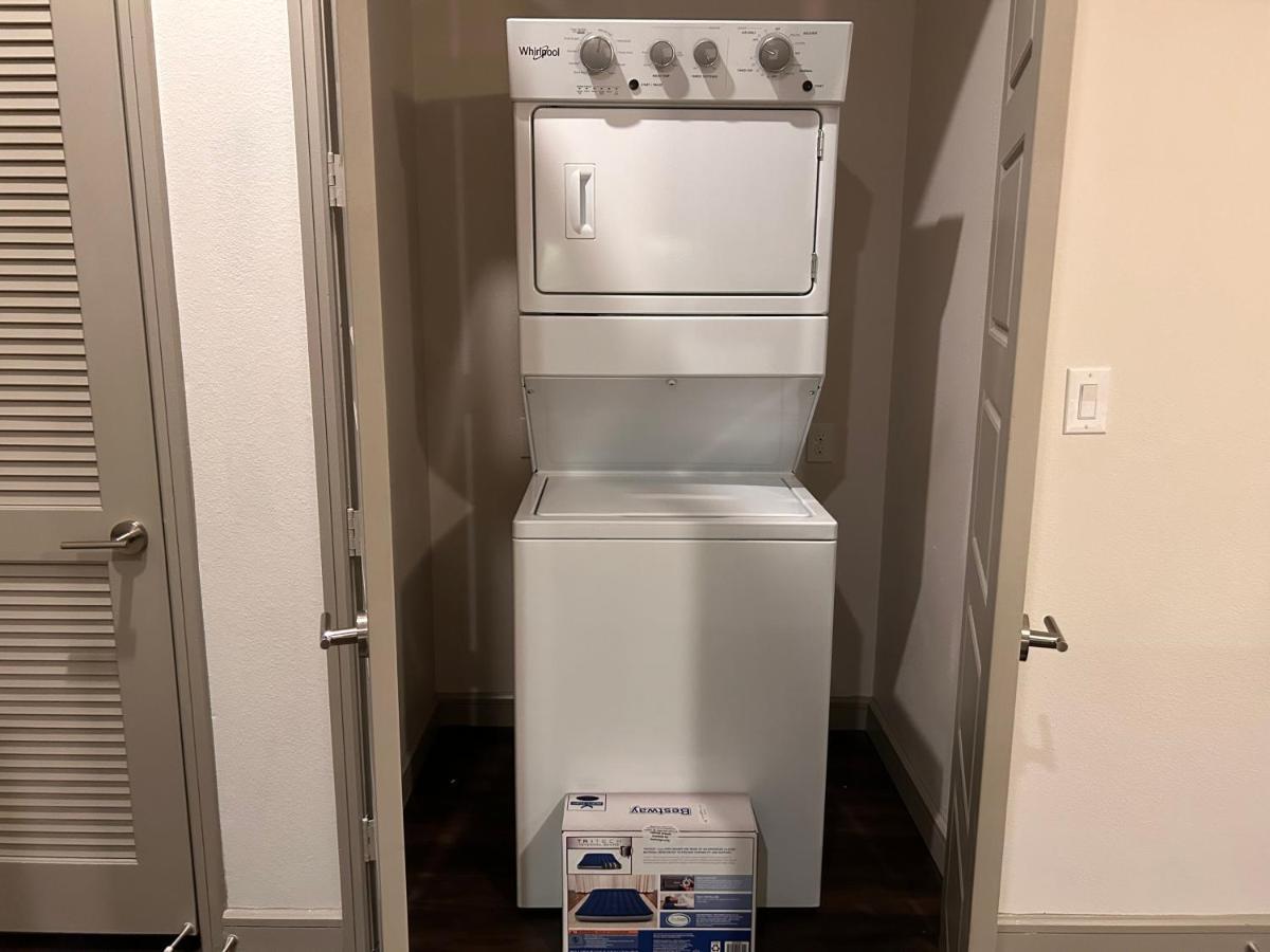 Downtown Houston Apartment Экстерьер фото